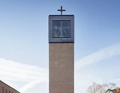 Sicht frontal von einer Seite