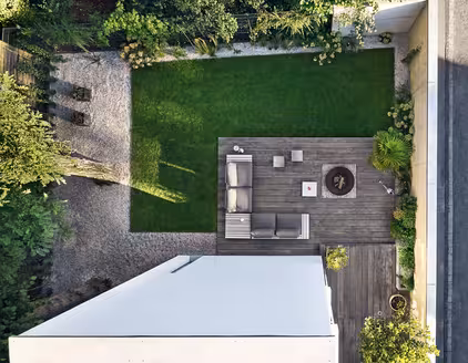 Terrasse und Garten von Oben